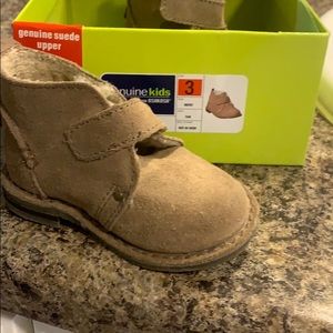 Osh Kosh/Genuine Kids tan suede boots